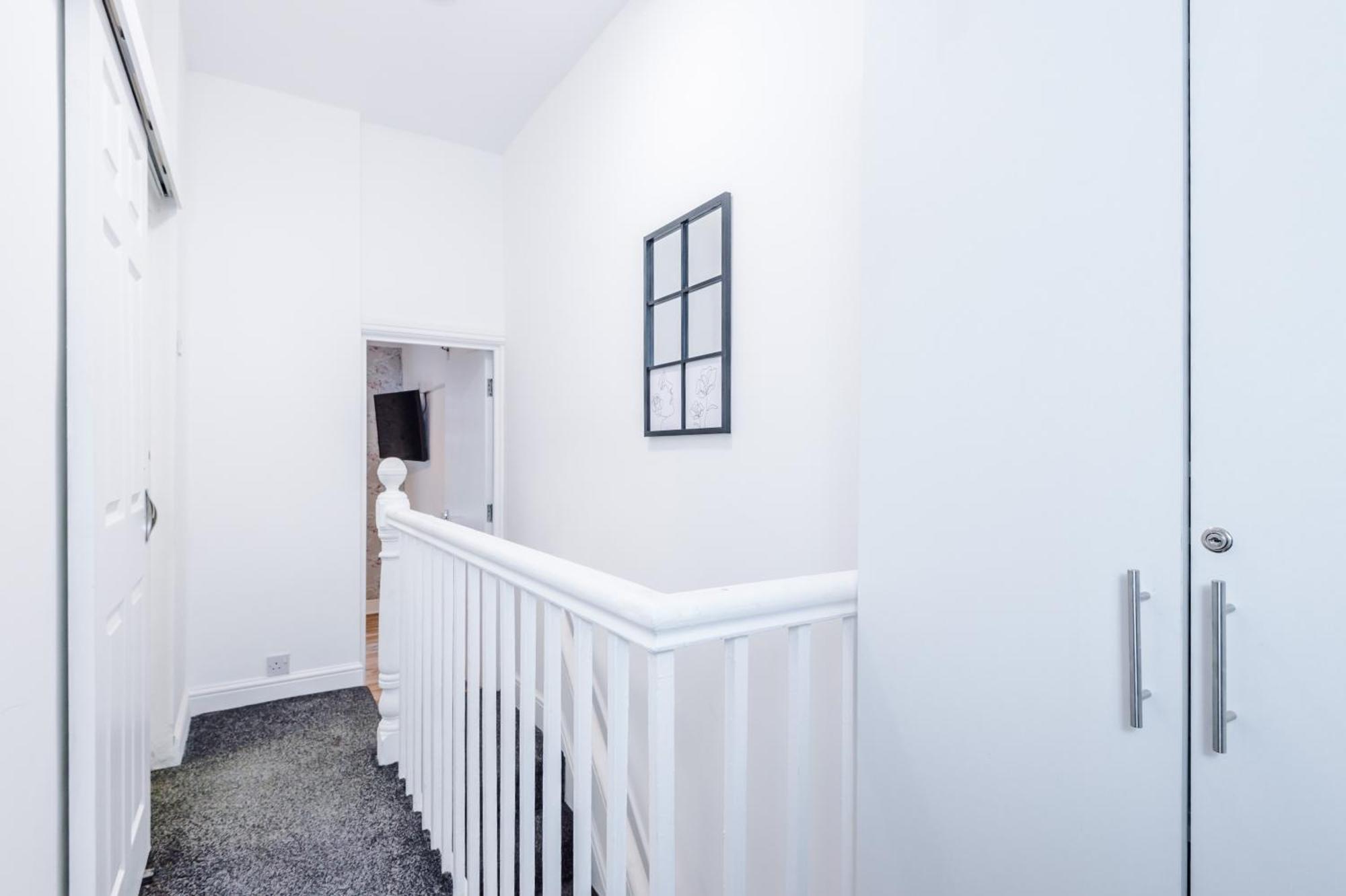 4 Bedroom Victorian House Manchester Ngoại thất bức ảnh